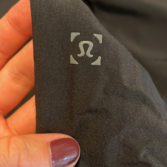 lululemon T.H.E. Linerless Shorts - Picture 4 of 5